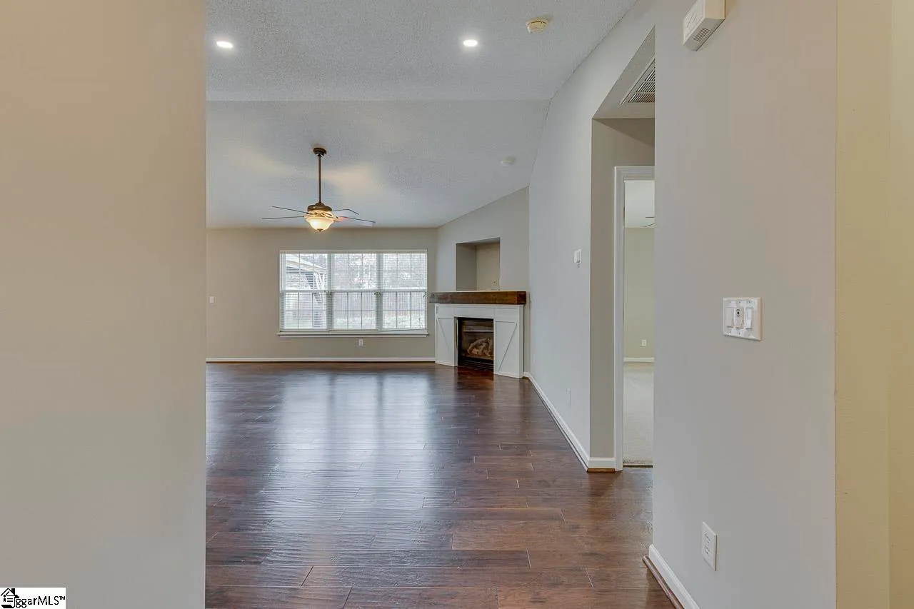 Property image 3 at 506 Grafton Court, Greer, SC 29650