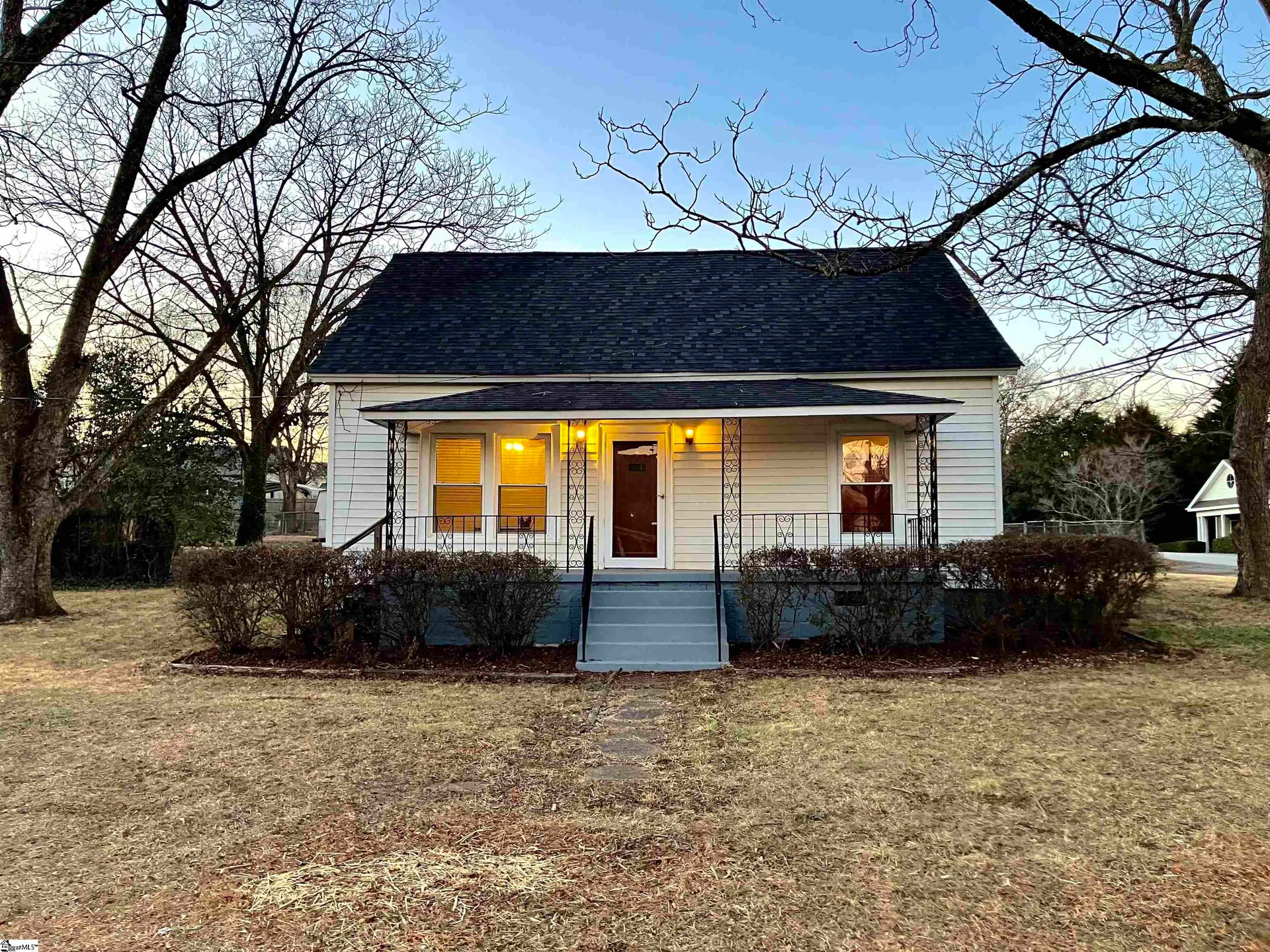 113 Garrison Street