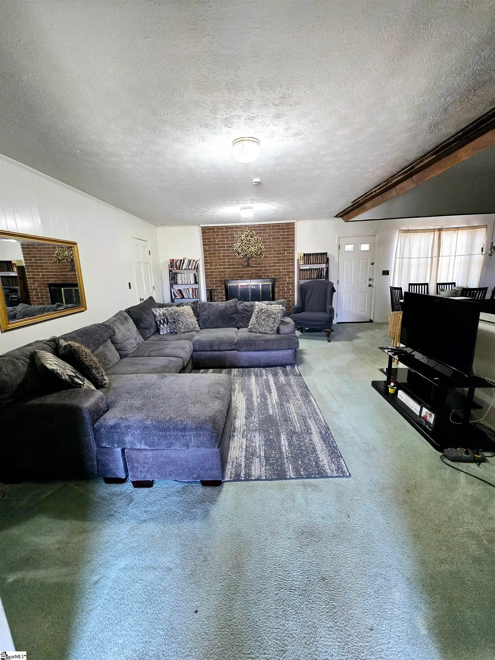 Property image 3 at 120 Uneeda Drive, Greenville, SC 29605