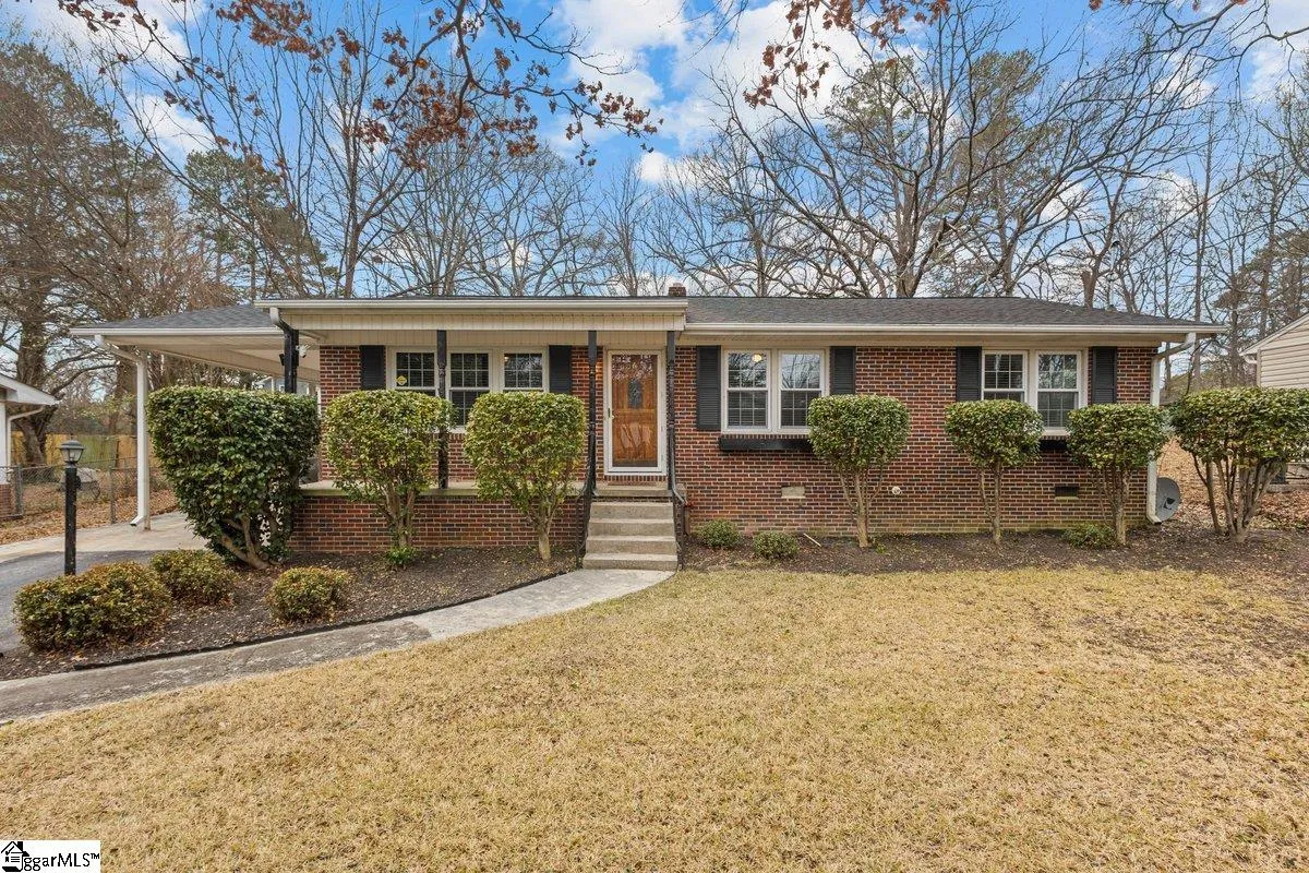 6 Tiffany Drive