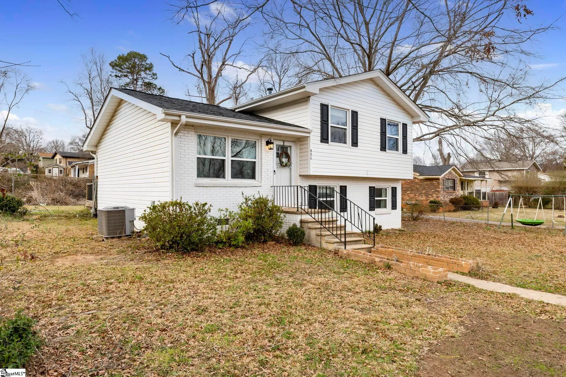 406 Old Farm Road