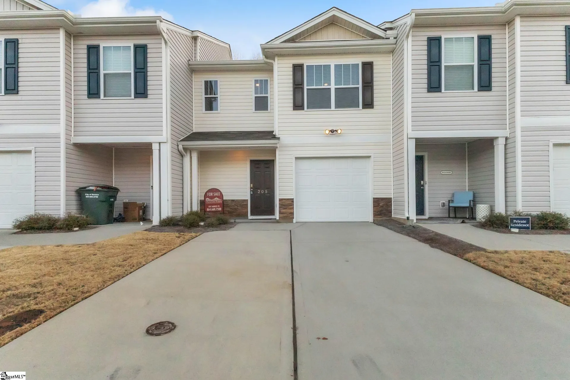 205 Oakmont Valley Trail