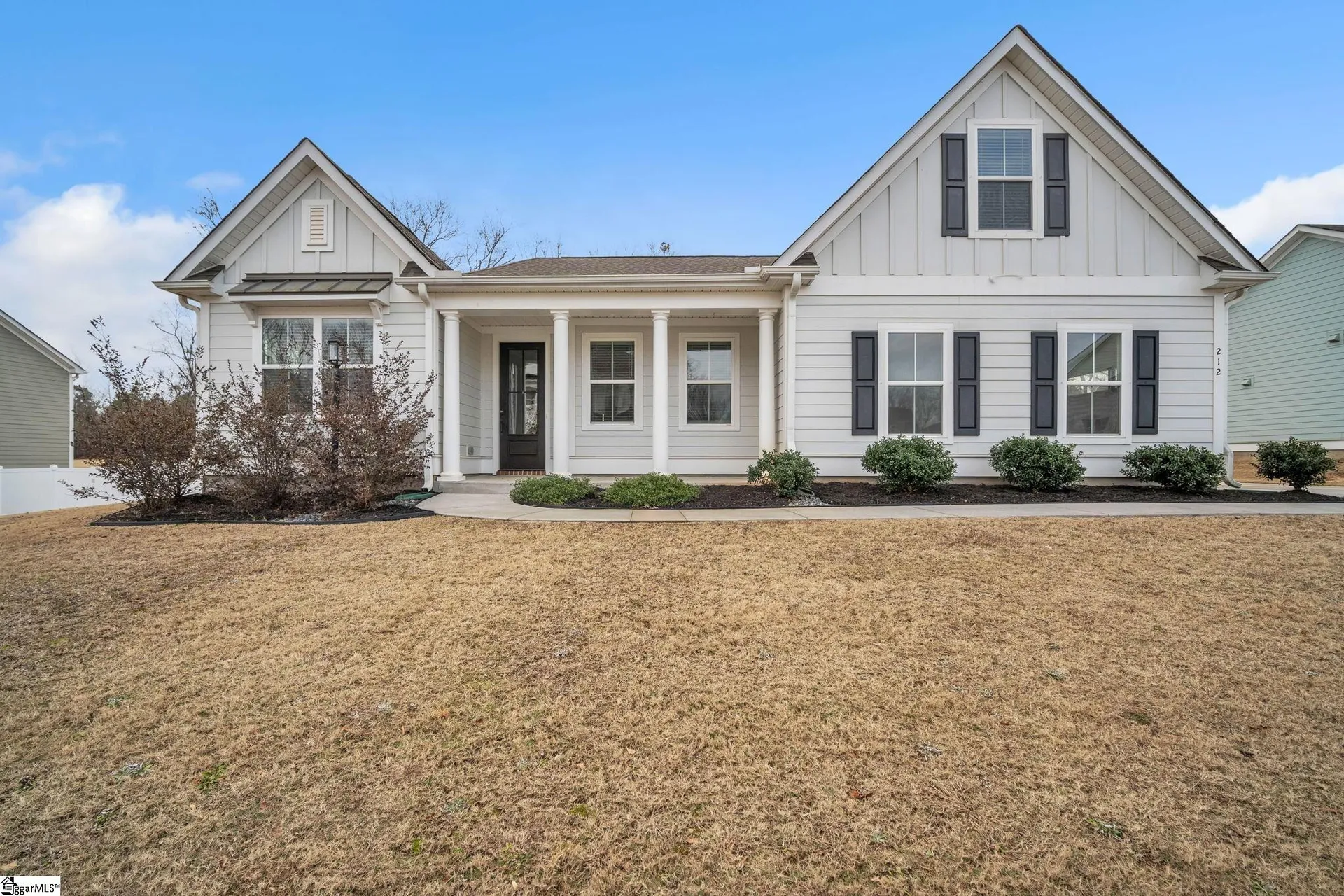 212 Deerview Trail