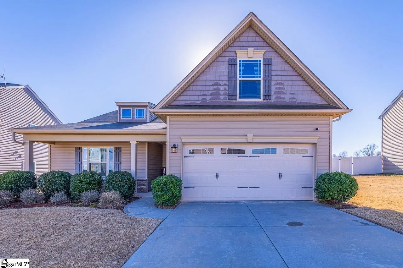 38 Altamira Way