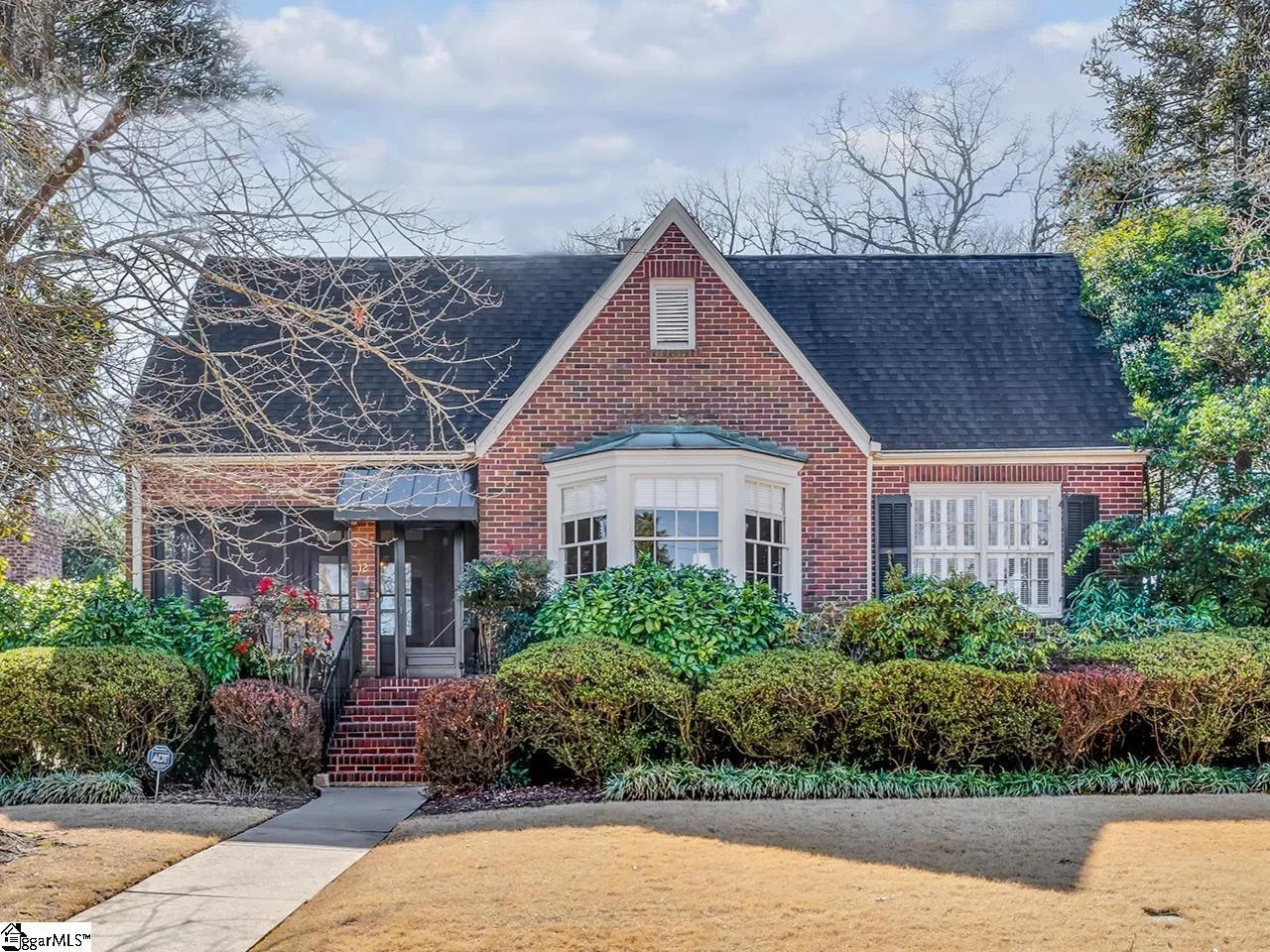 12 Cothran Street