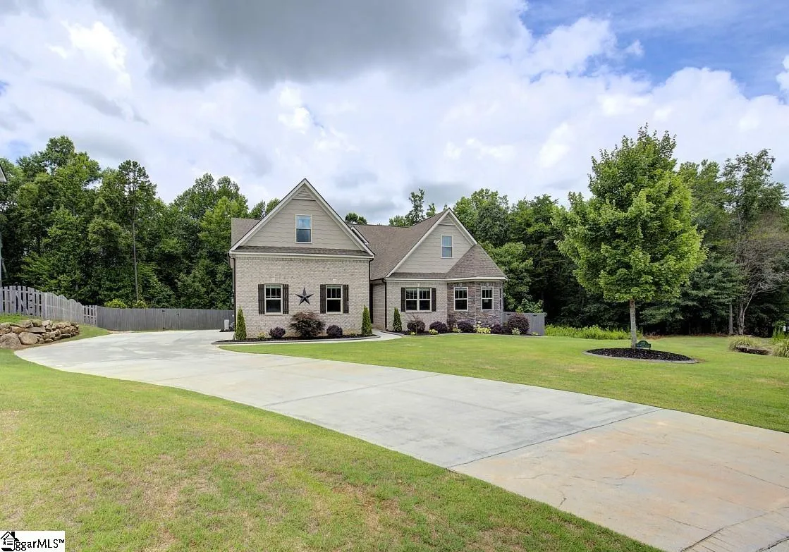 251 Ivy Woods Court