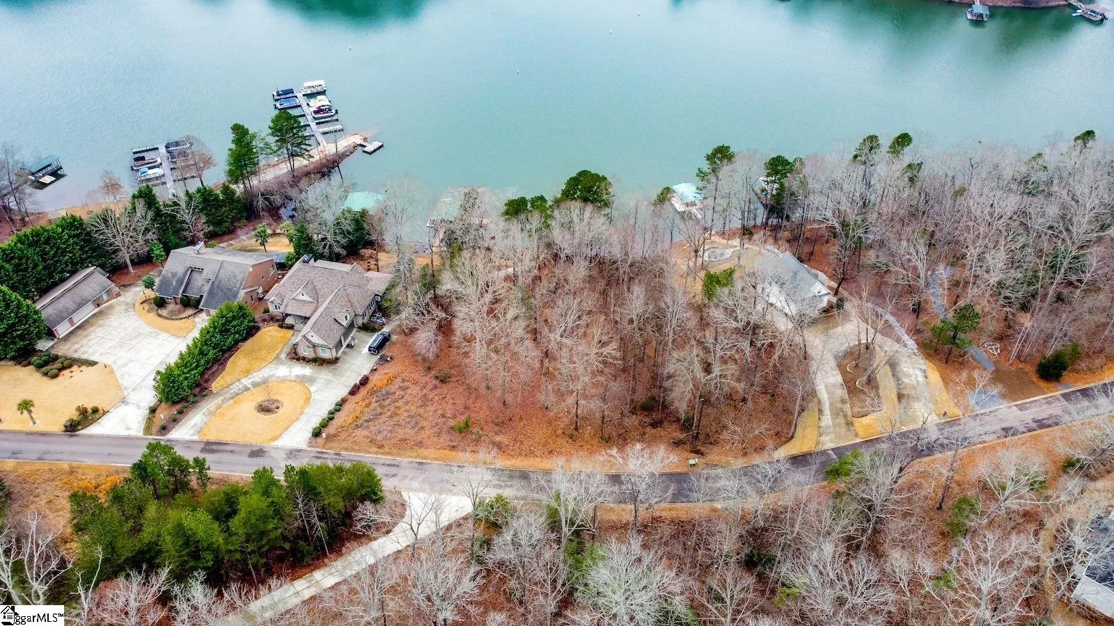 Property image 3 at 107 W Waters Edge Lane, West Union, SC 29696