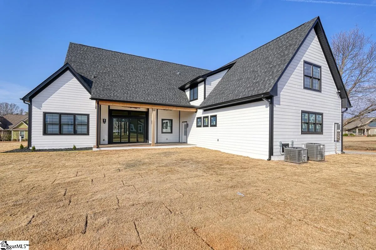 Property image 4 at 938 Benchmark Drive, Wellford, SC 29385