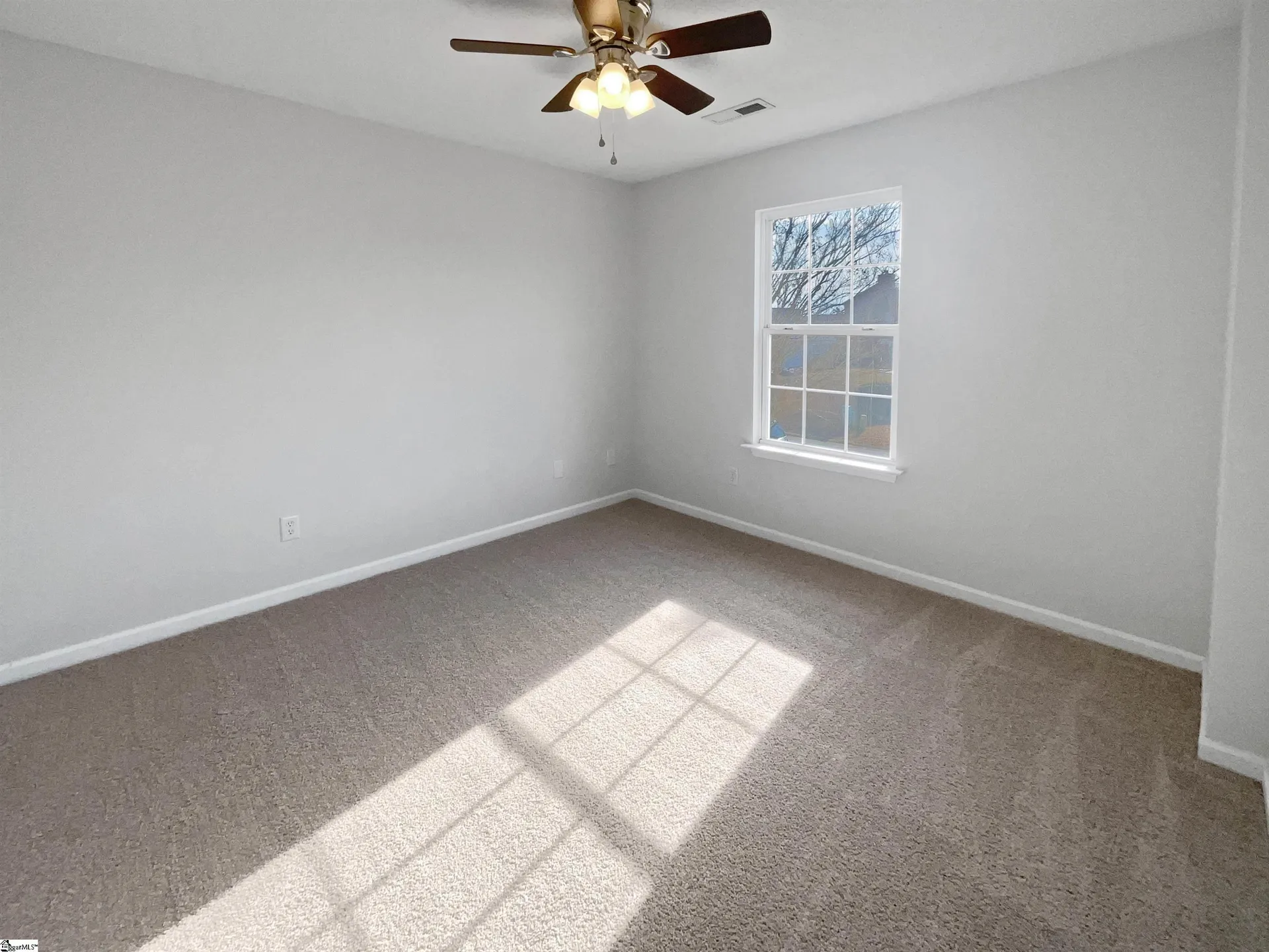 Property image 5 at 6 Single Oak Circle, Fountain Inn, SC 29644