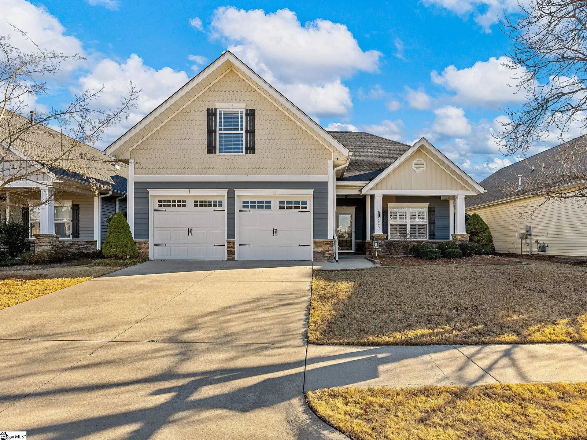 Bordeaux, Moore Community