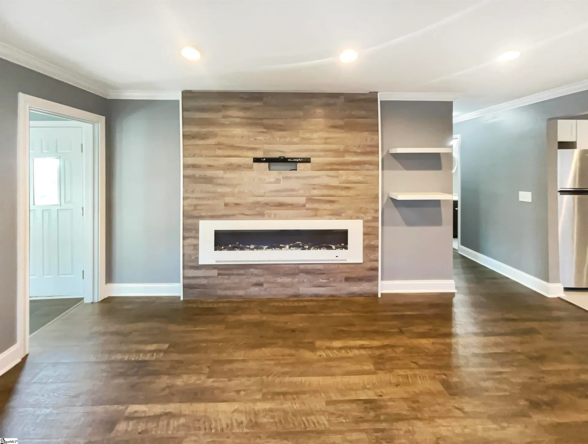 Property image 3 at 318 Crosby Circle, Greenville, SC 29605