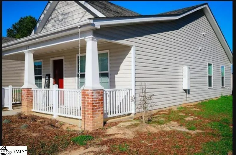 Property image 3 at 107 Dillon Drive, Clinton, SC 29325