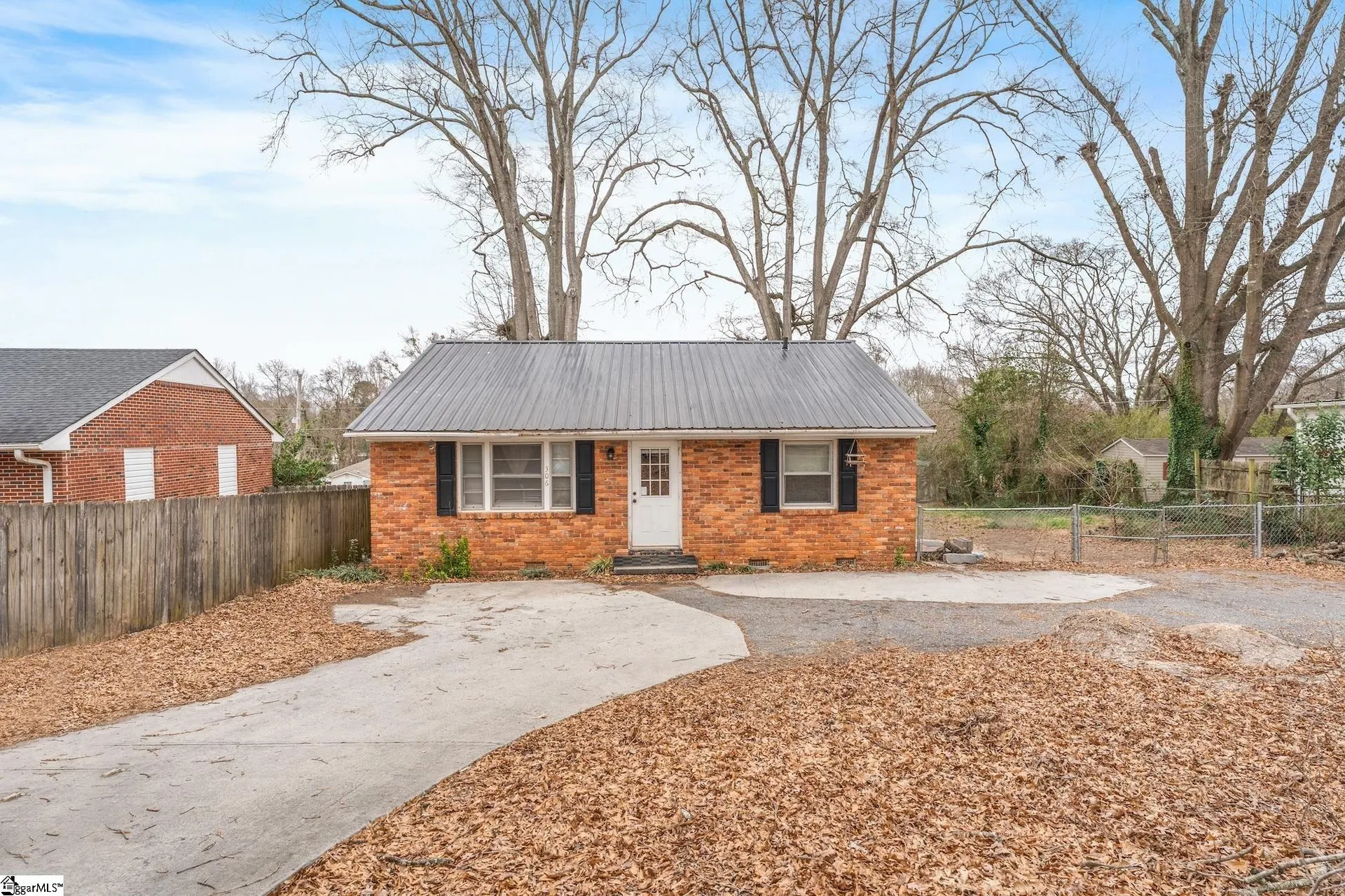 306 Dogwood Street
