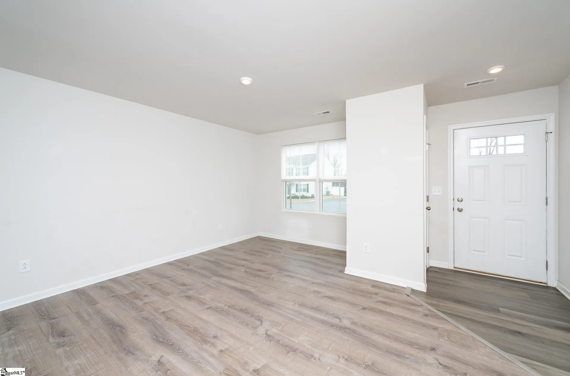 Property image 3 at 112 Forthside Way, Greer, SC 29651