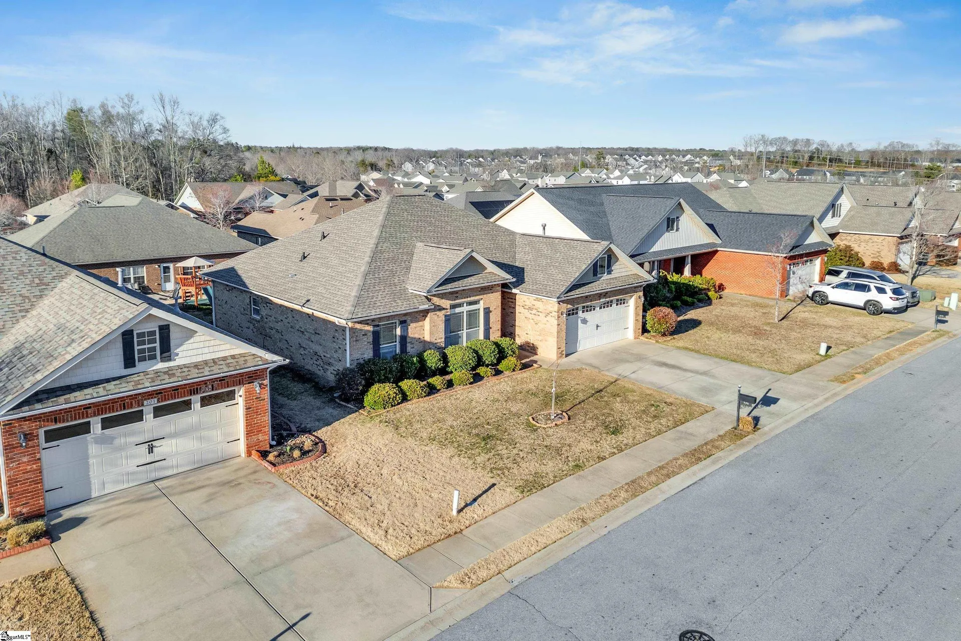 Property image 3 at 203 Reedy Springs Lane, Greenville, SC 29605-6456