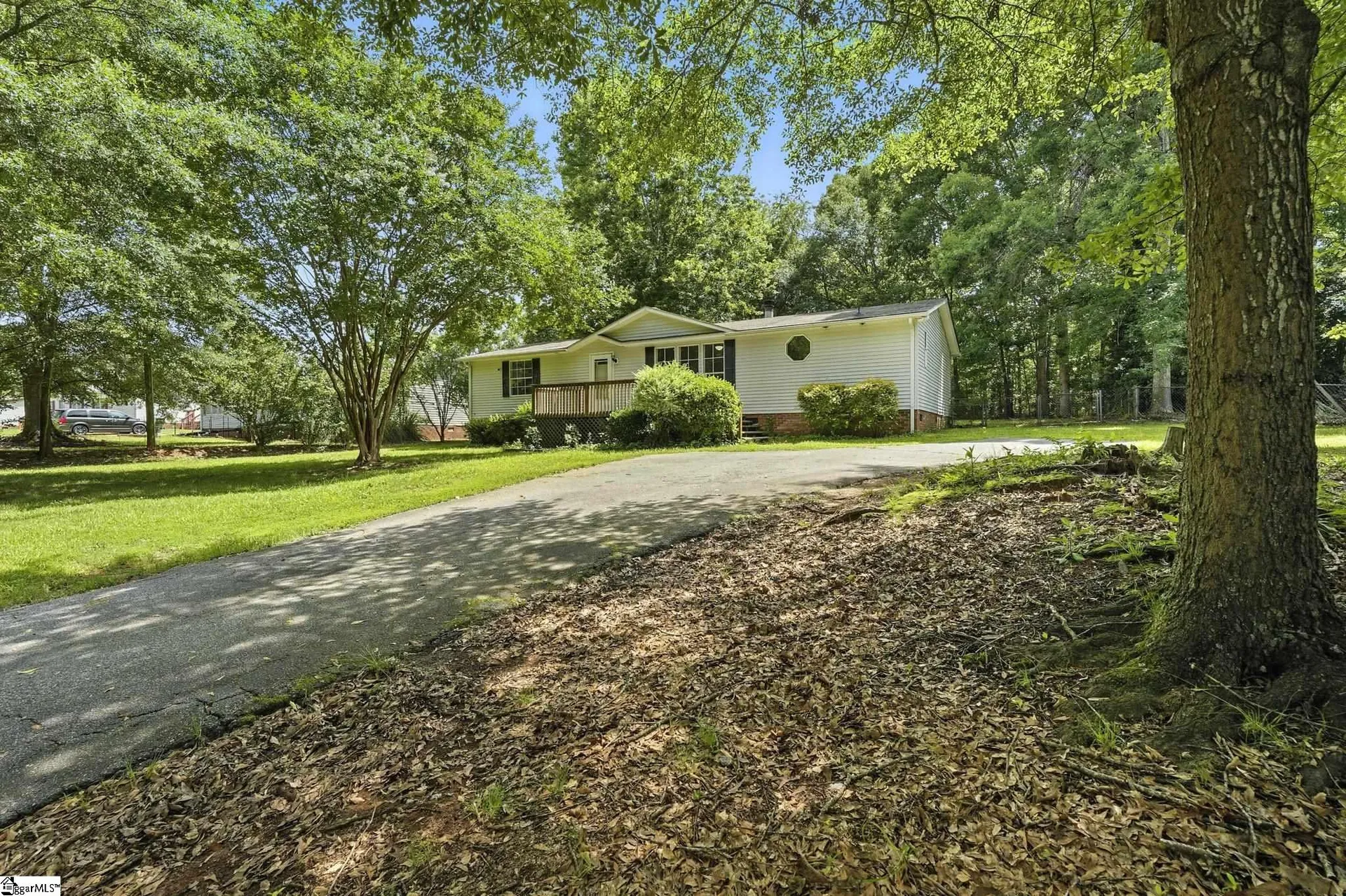 Property image 5 at 4 Broken Past Court, Simpsonville, SC 29680