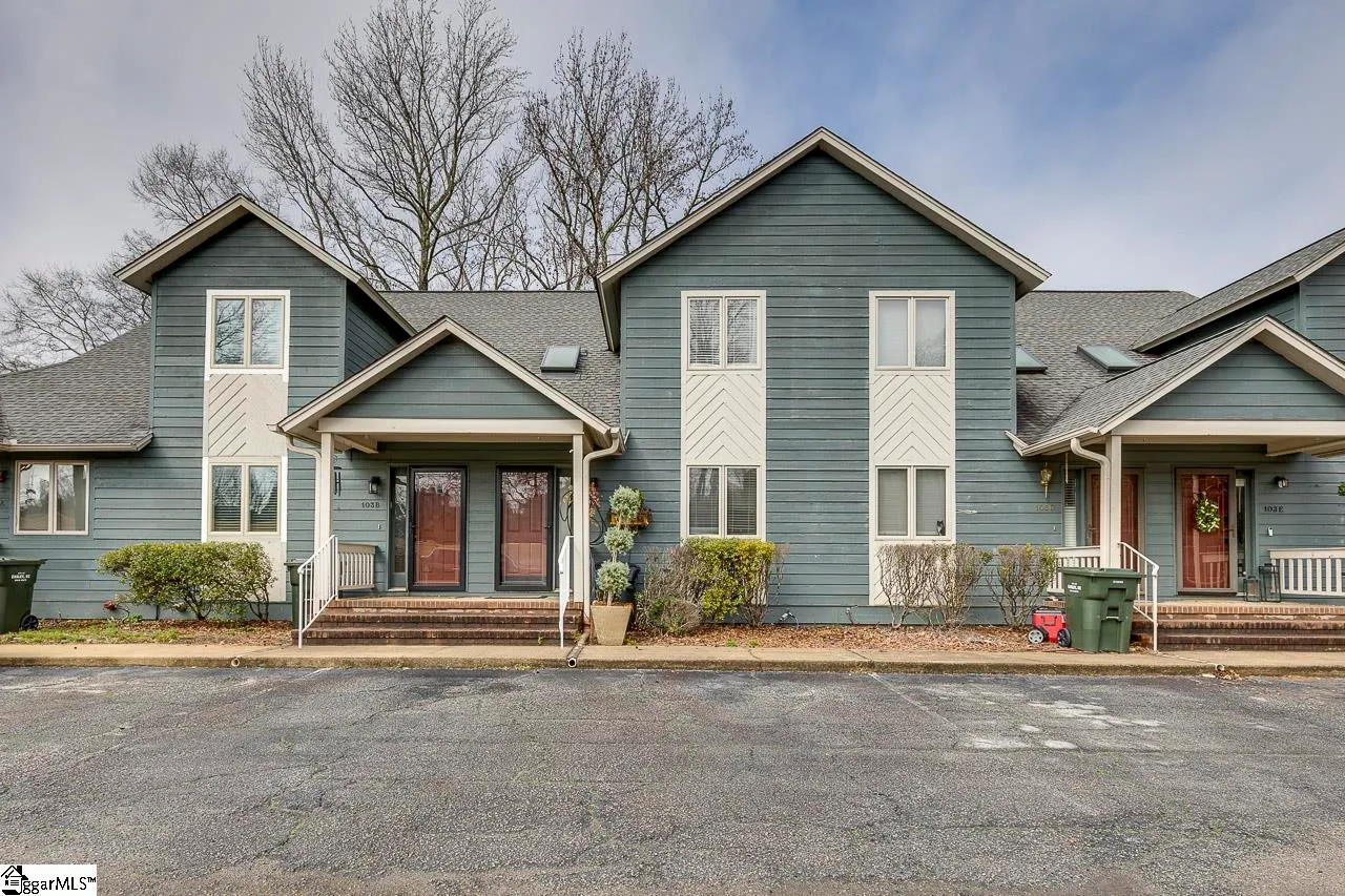 Property image 2 at 103 C Fairway Oaks Lane, Easley, SC 29642-2439