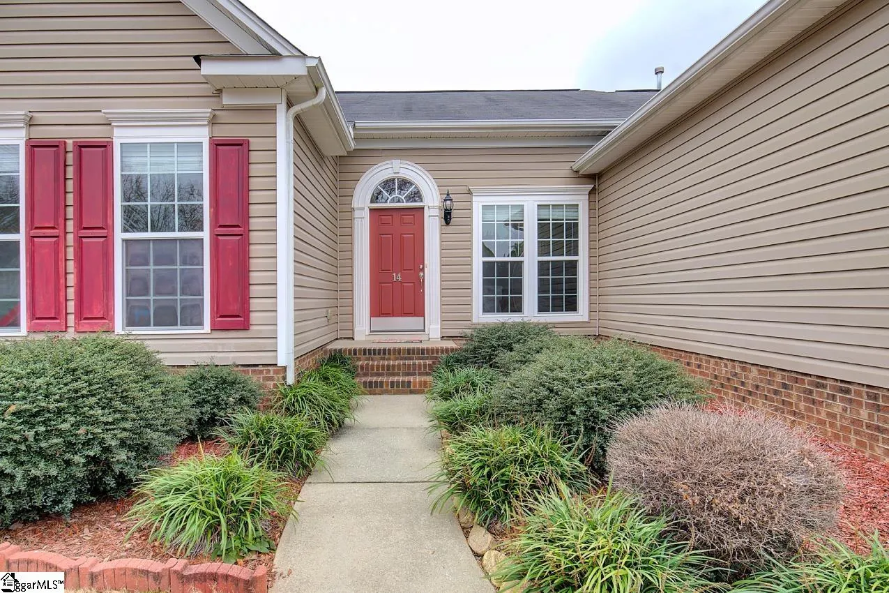 Property image 3 at 14 Water Reach Lane, Simpsonville, SC 29681