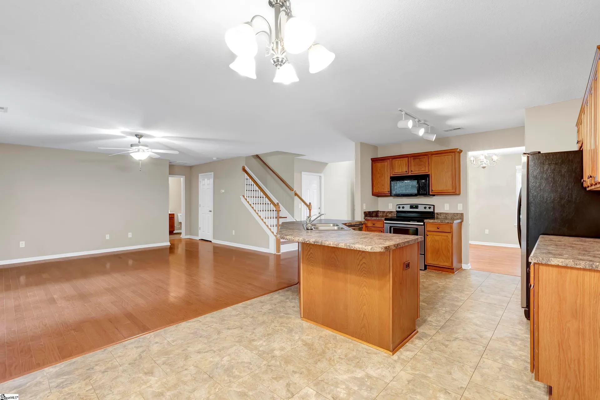 Property image 2 at 340 Faulkner Drive, Moore, SC 29369