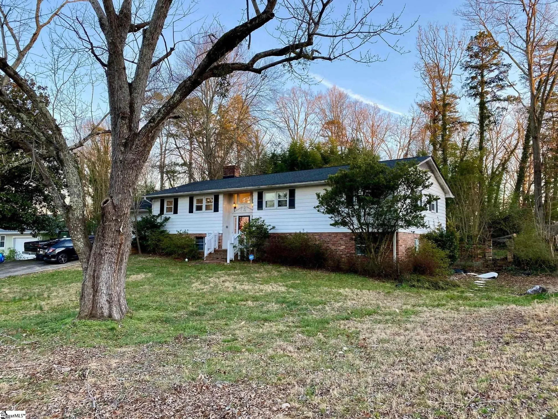 Property image 2 at 100 Ravensworth Road, Taylors, SC 29687