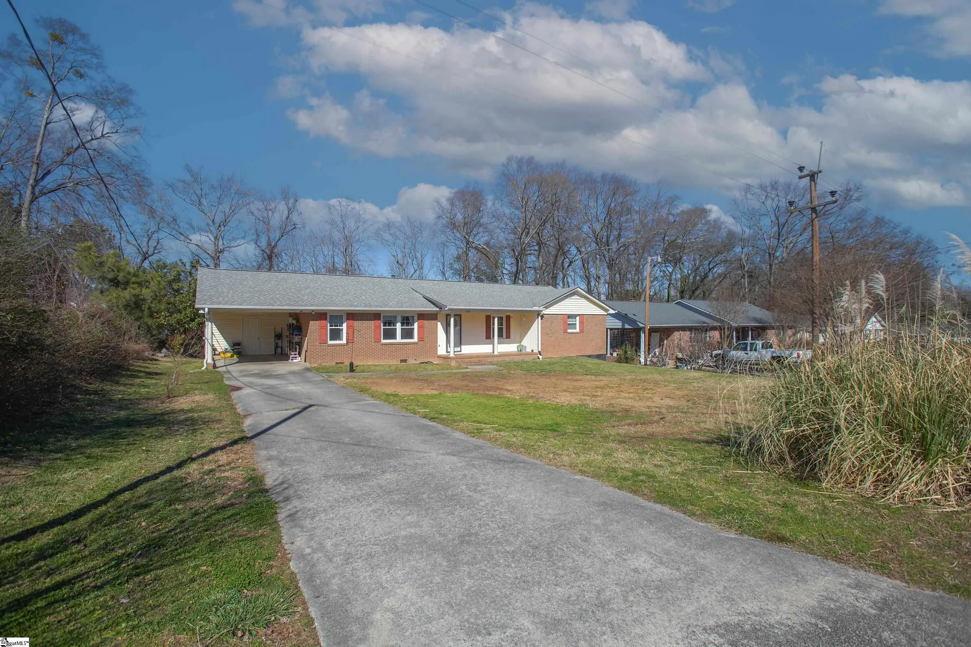 Property image 2 at 413 Fairhaven Drive, Taylors, SC 29687