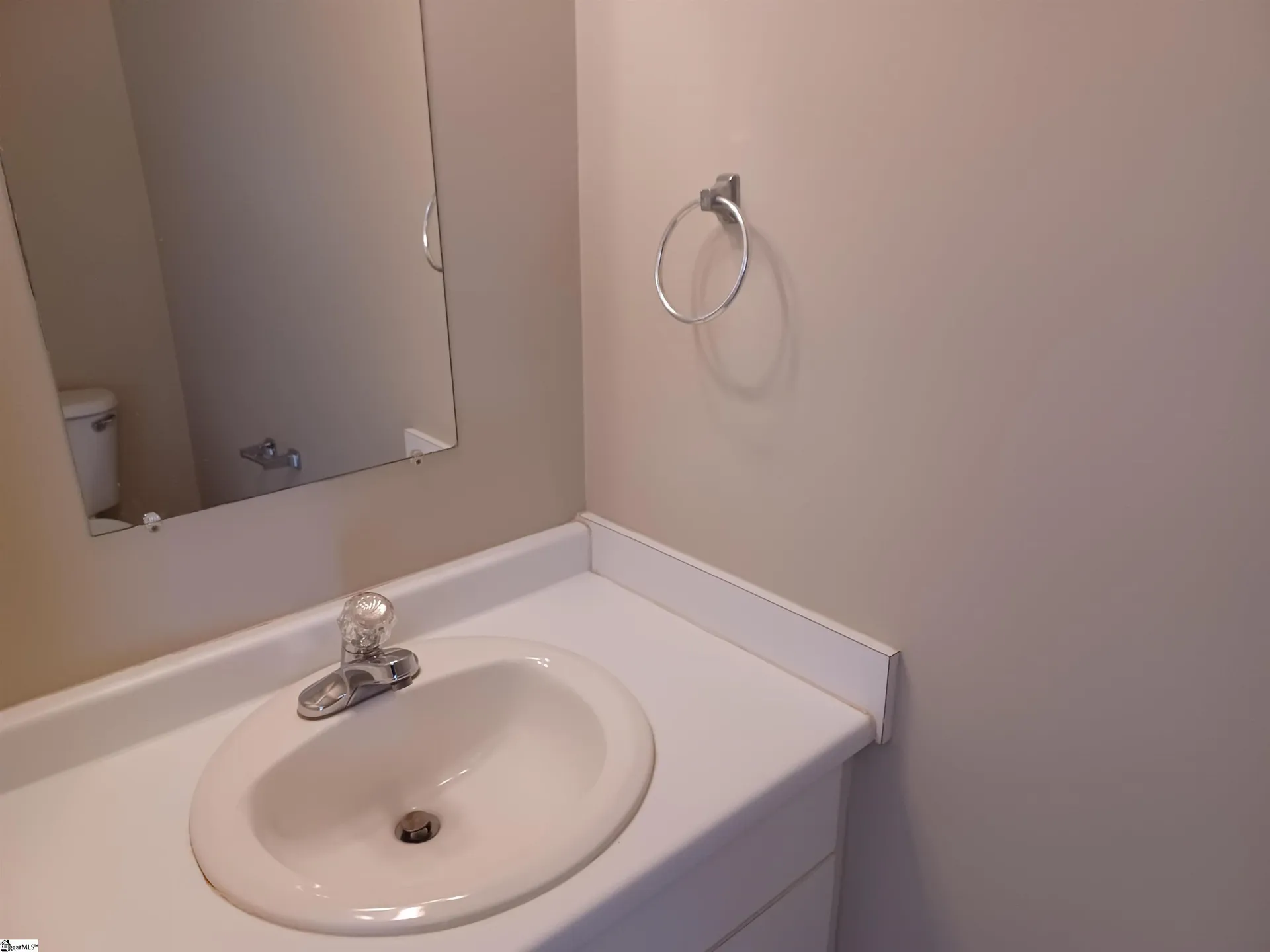 Property image 2 at 108 Huntress Drive, Greer, SC 29651-1297