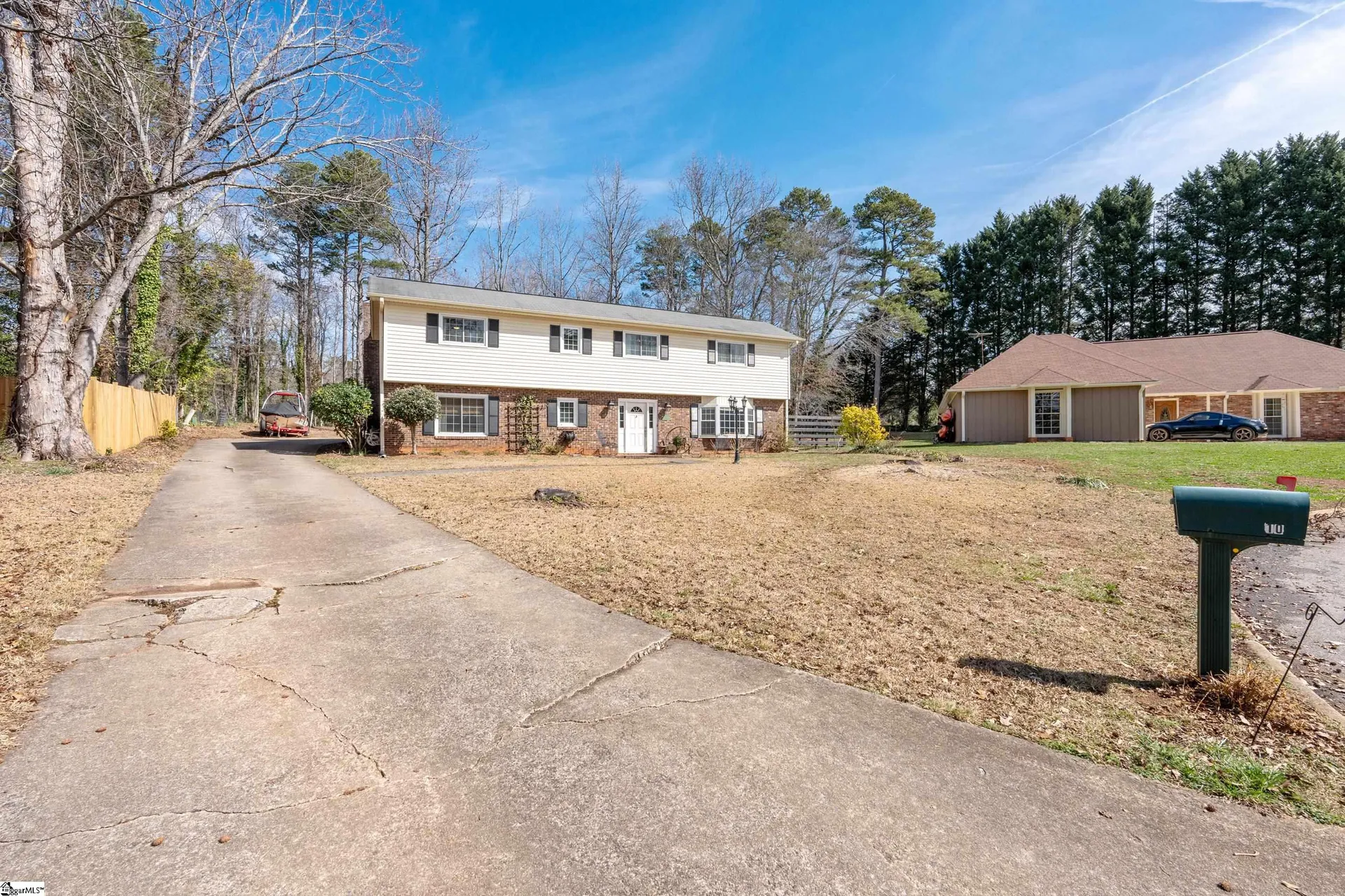 Property image 4 at 10 Dronfield Court, Greenville, SC 29609