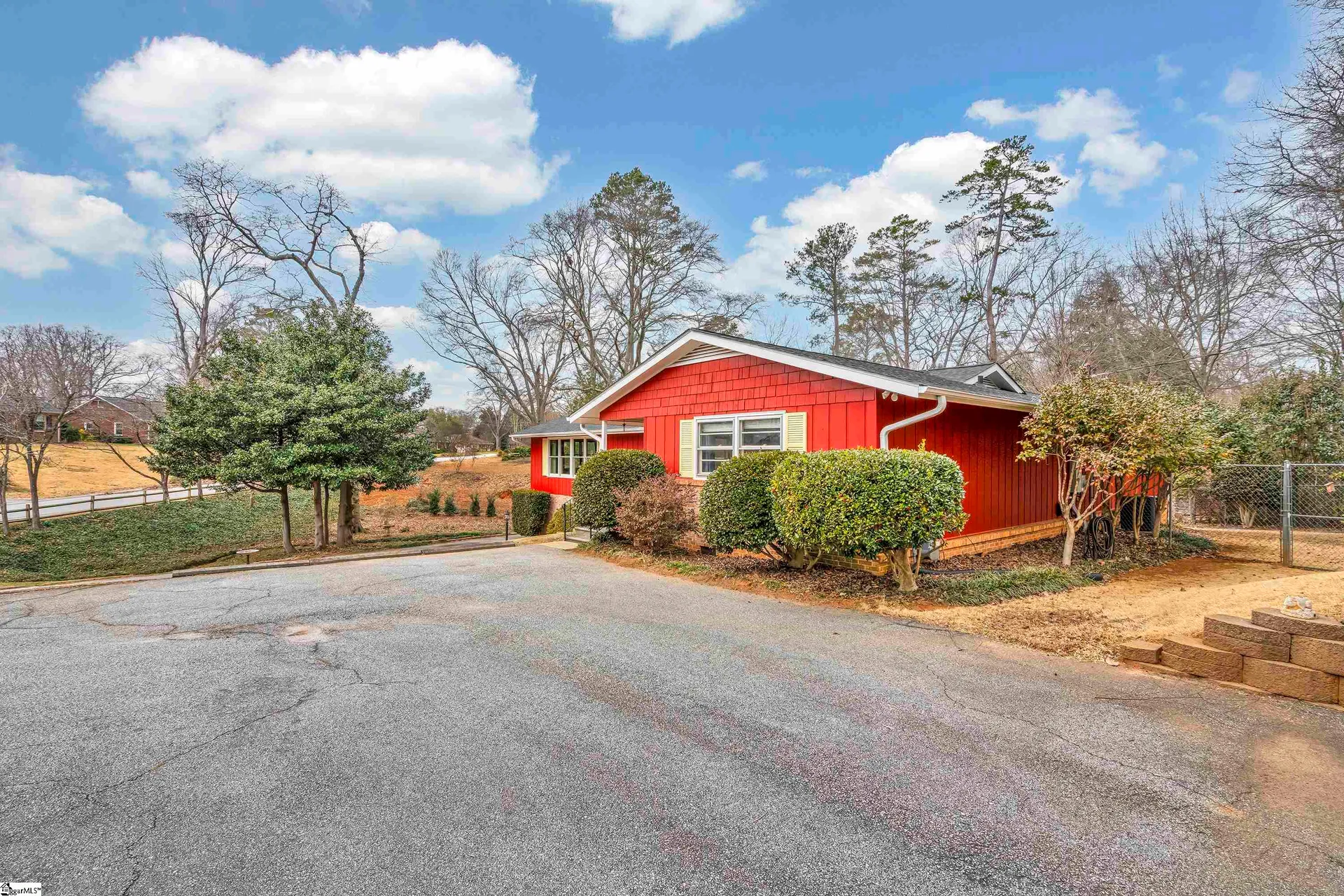 Property image 3 at 221 Emory Road, Spartanburg, SC 29307