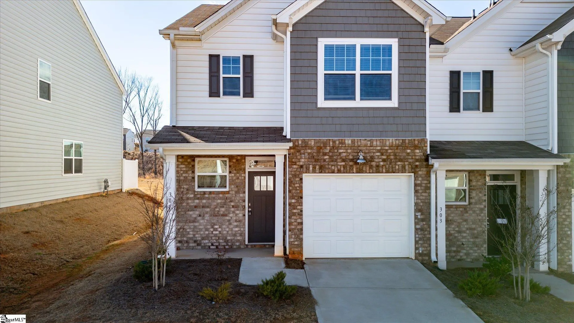 301 E Compass Way