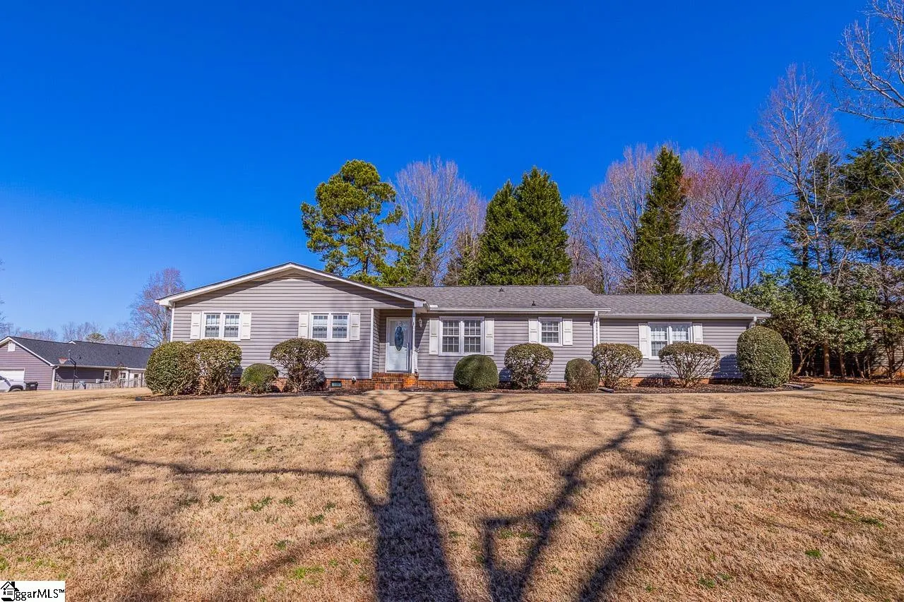 Property image 2 at 905 Brentwood Way, Simpsonville, SC 29680