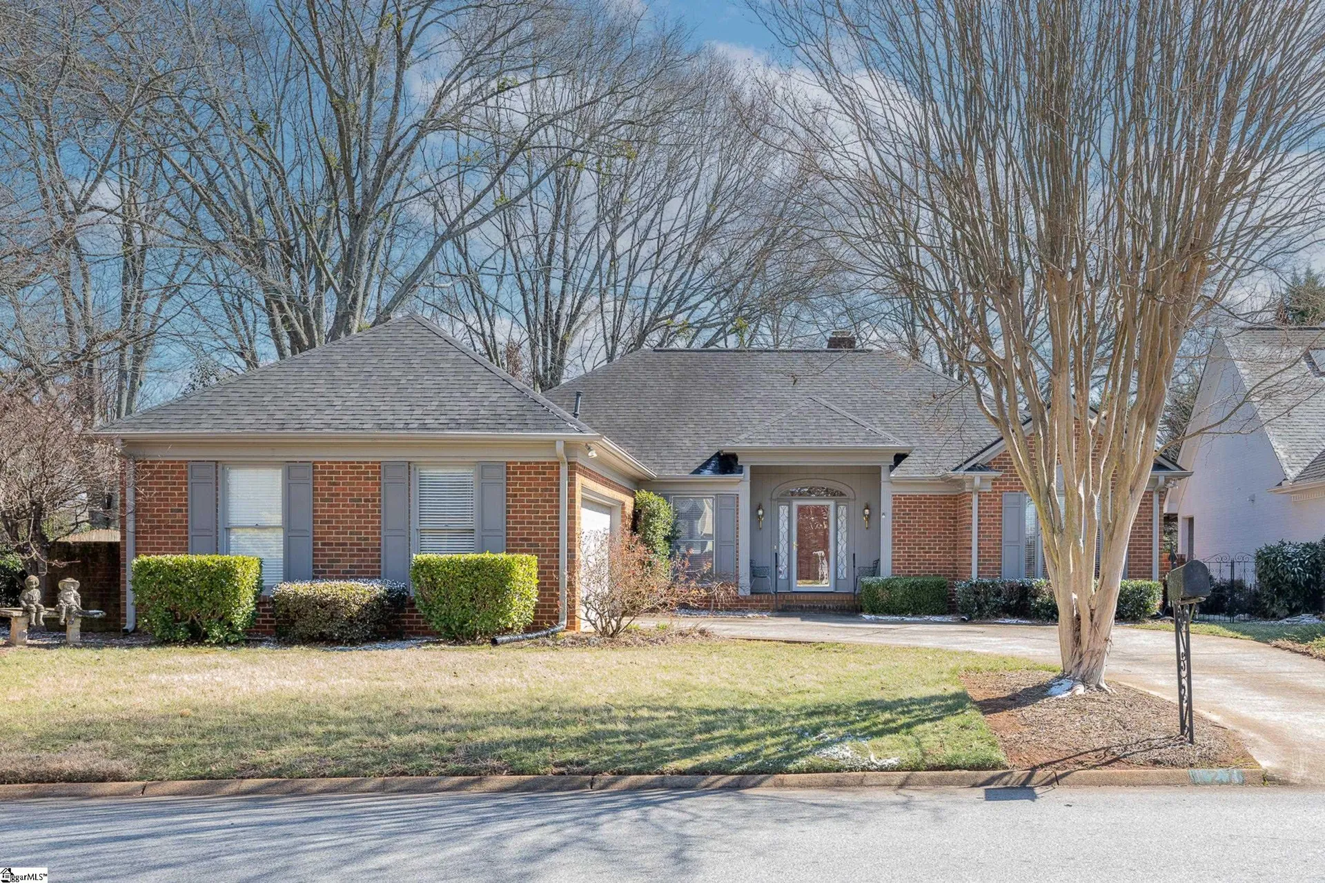 127 River Oaks Drive