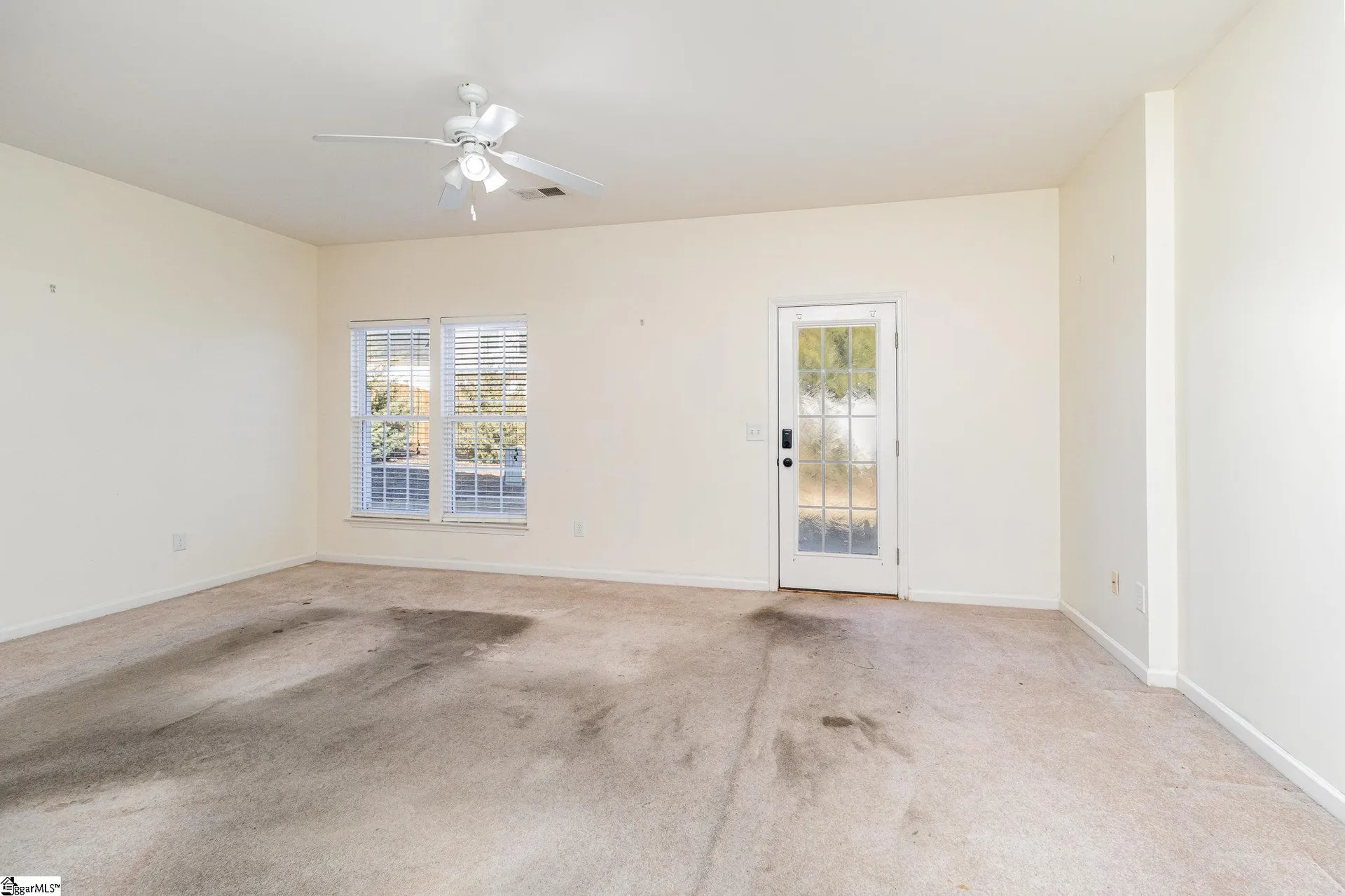 Property image 4 at 208 Spring Crossing Circle, Greer, SC 29650
