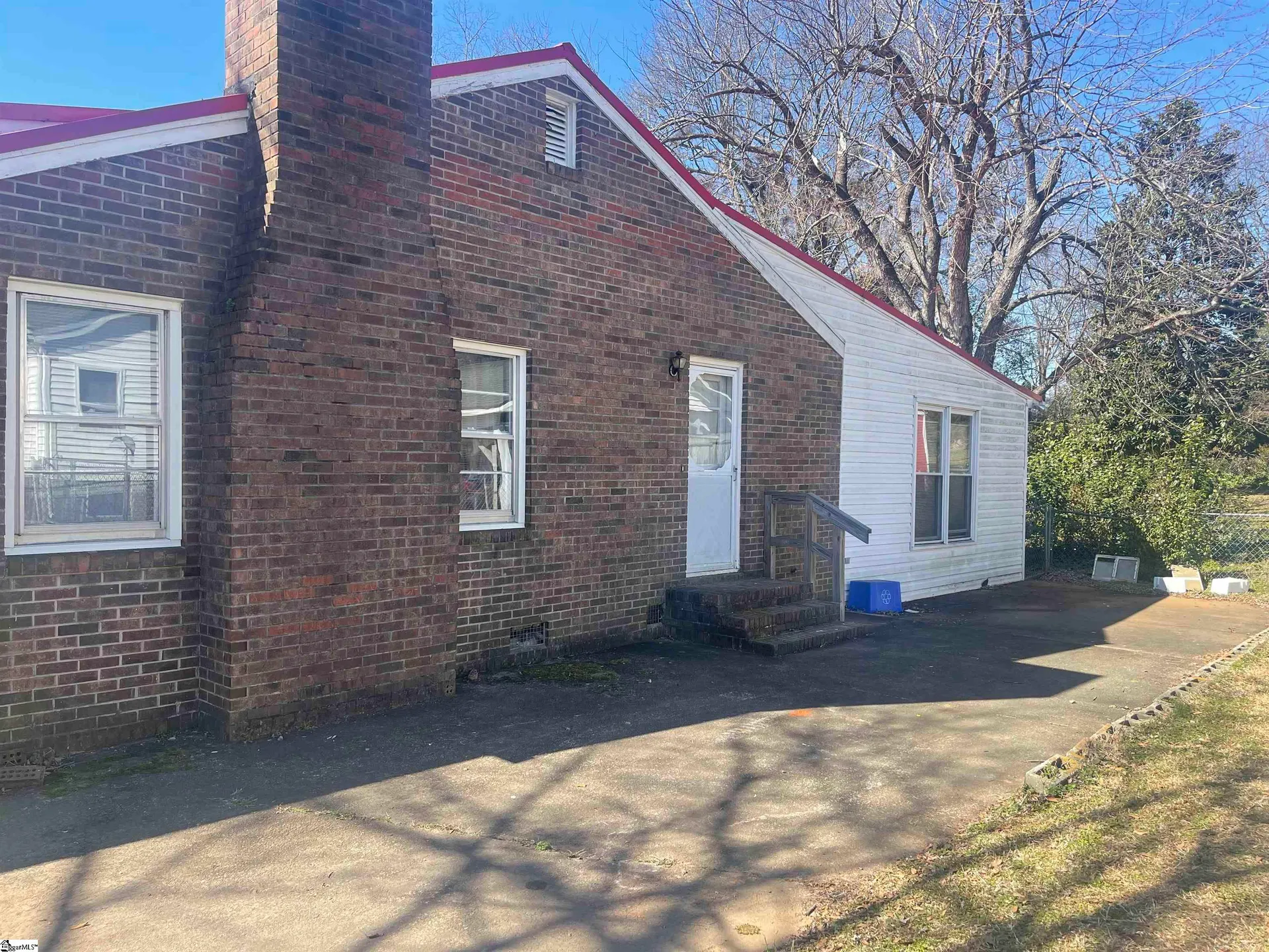 Property image 3 at 107 Flora Avenue, Greenville, SC 29611