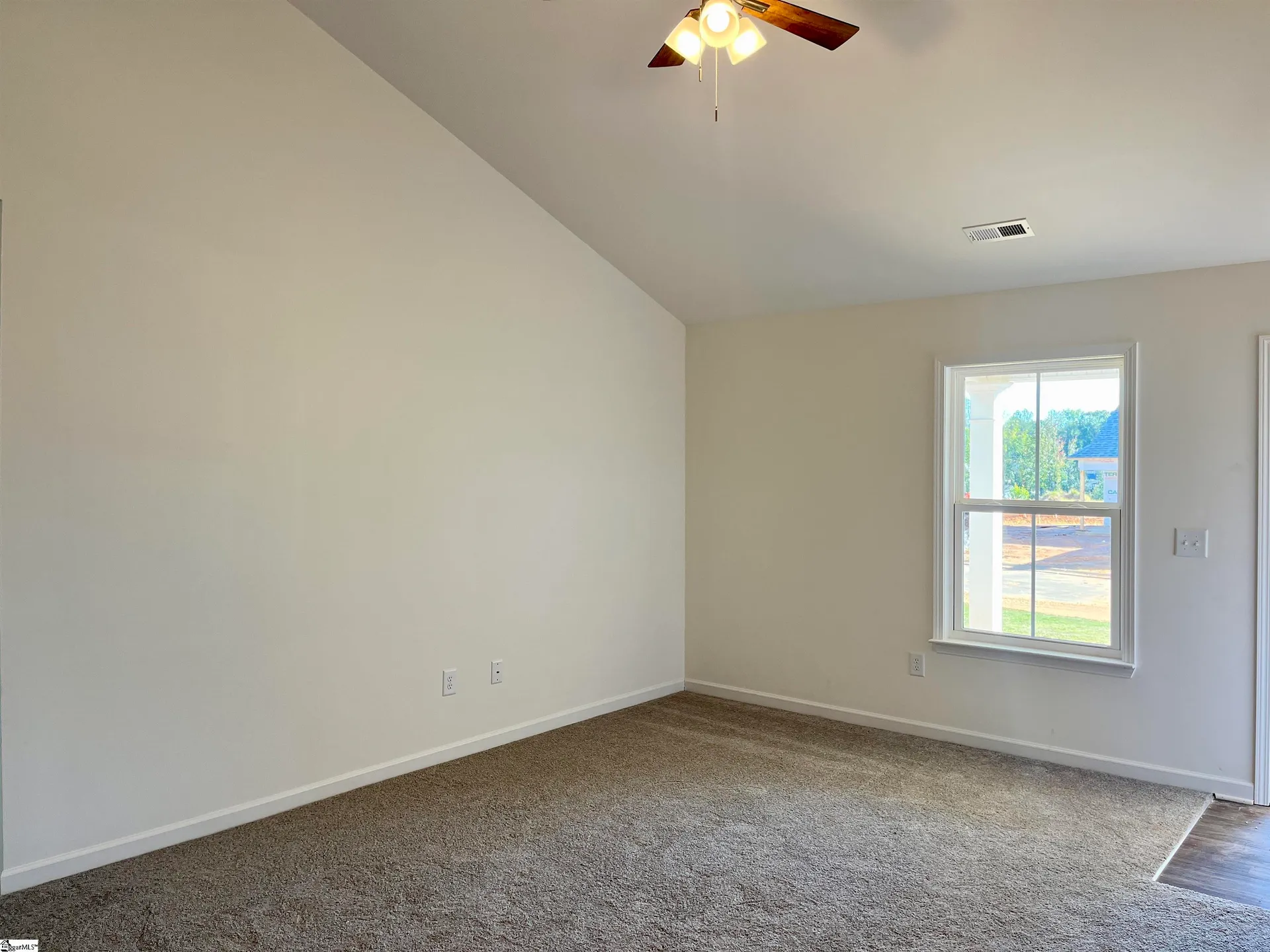 Property image 4 at 207 Kahlen Court, Piedmont, SC 29673
