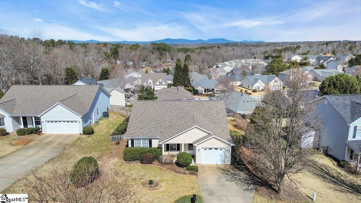 Property image 4 at 108 Hickory Valley Circle, Taylors, SC 29687