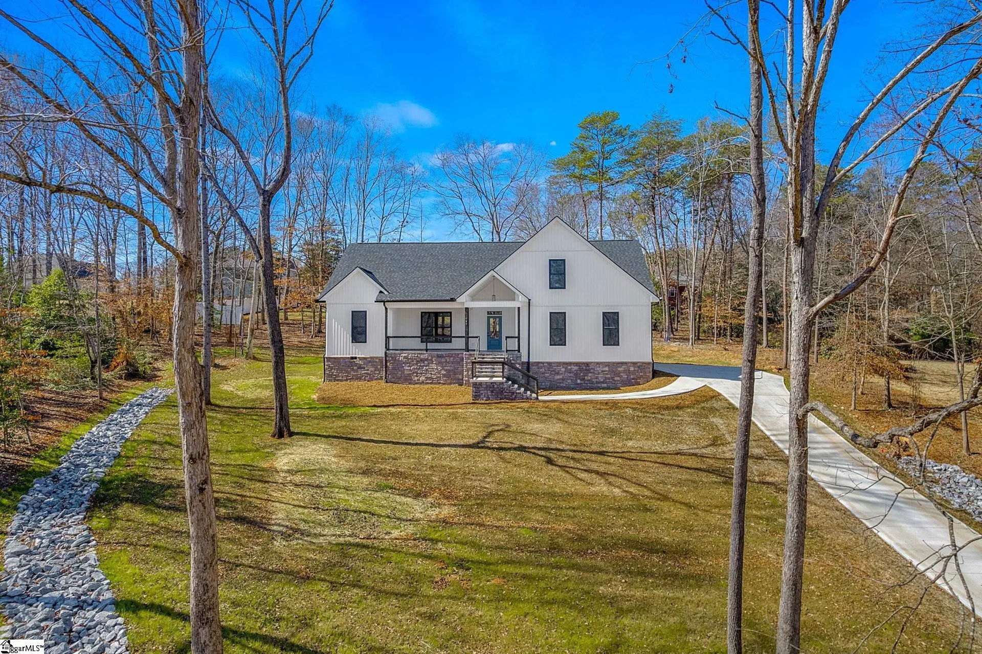 Property image 1 at 107 Bentwood Lane, Pickens, SC 29671