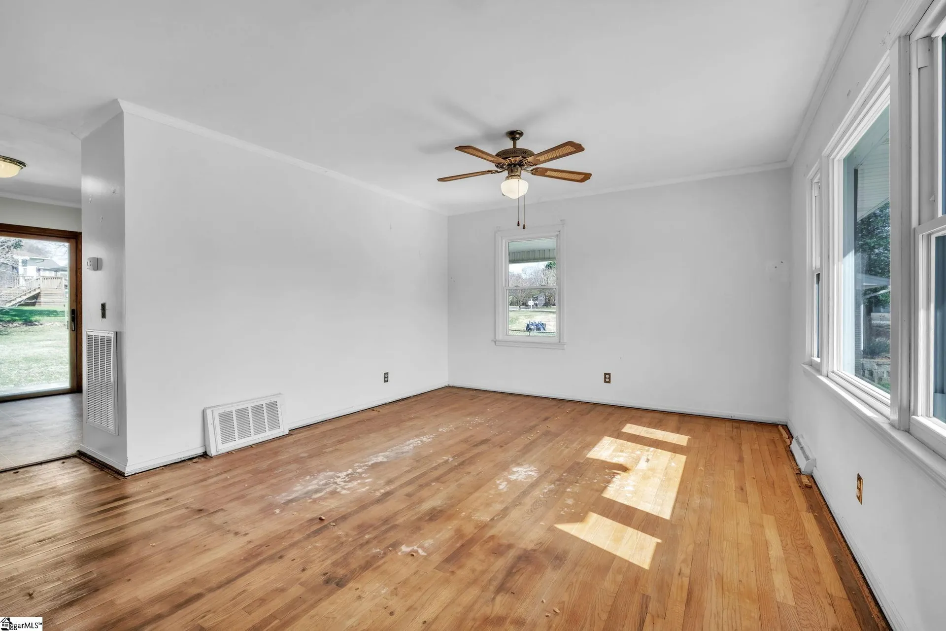 Property image 3 at 4 Yeoman Street, Greenville, SC 29605