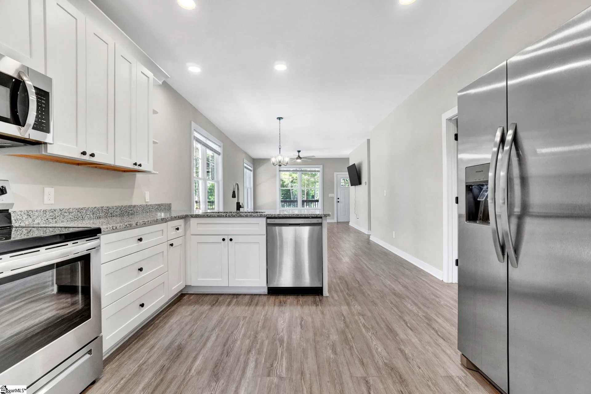 Property image 2 at 201b Pine Street, Clinton, SC 29325