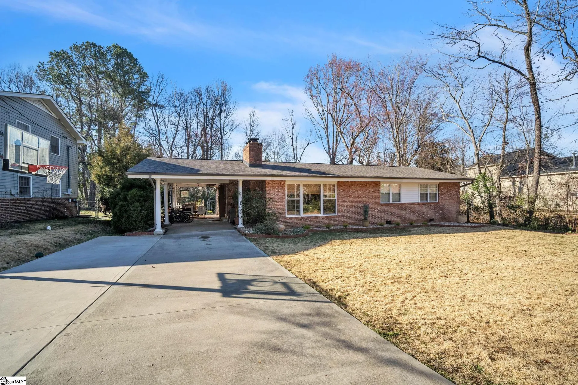 Property image 2 at 2 Forestdale Drive, Taylors, SC 29687-3726