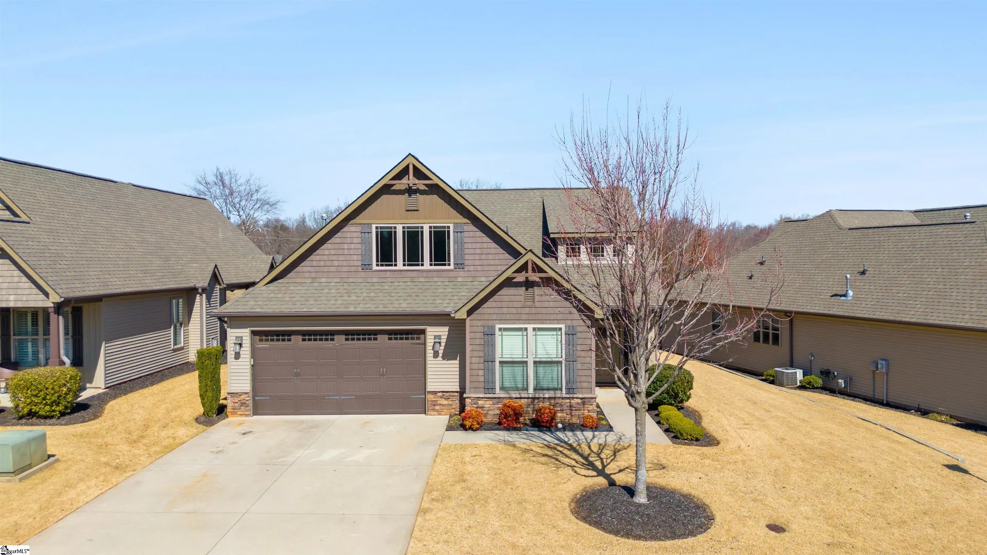 Waterstone Cottages, Greenville Community