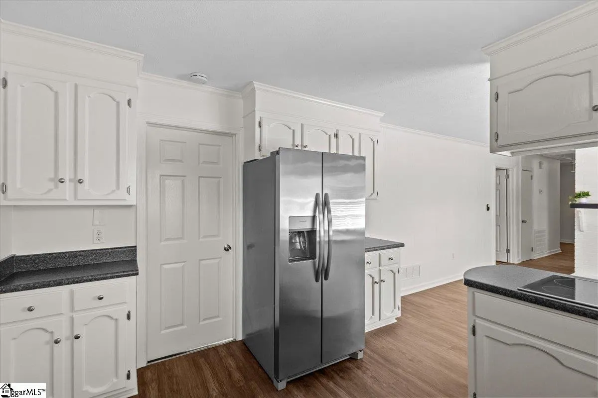 Property image 5 at 300 Elm Drive, Mauldin, SC 29662