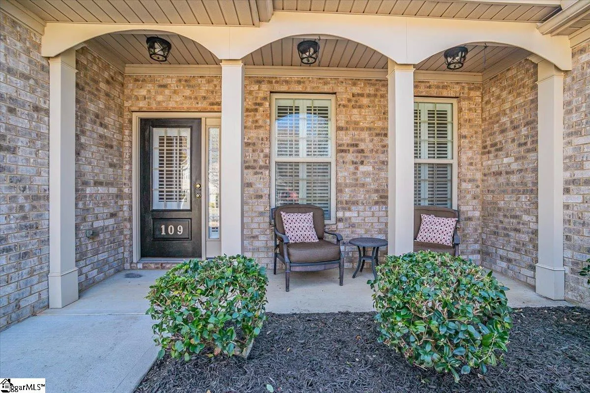 Property image 2 at 109 Macintyre Street, Simpsonville, SC 29680