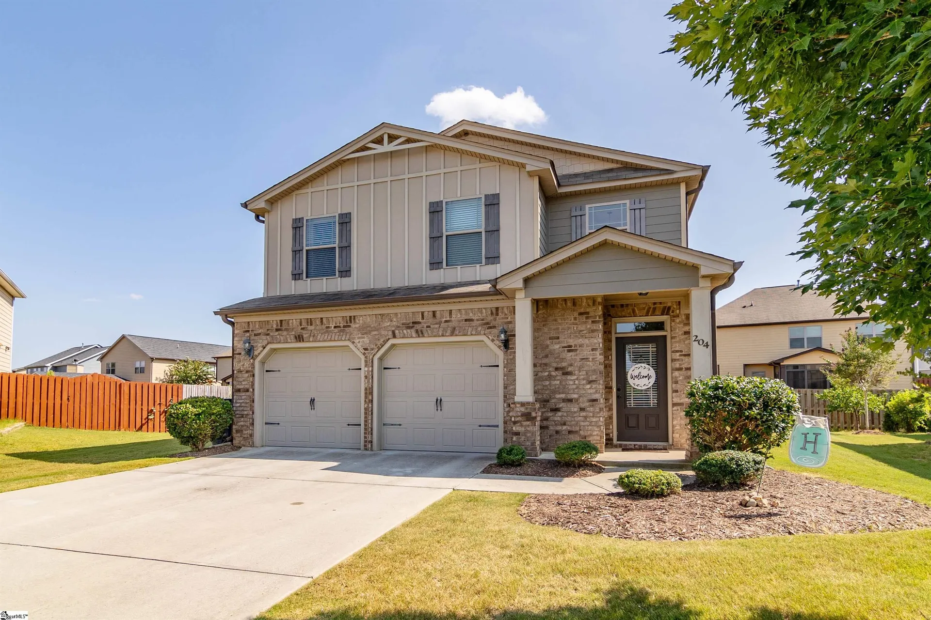 Property image 3 at 204 E Deer Drive, Greenville, SC 29611