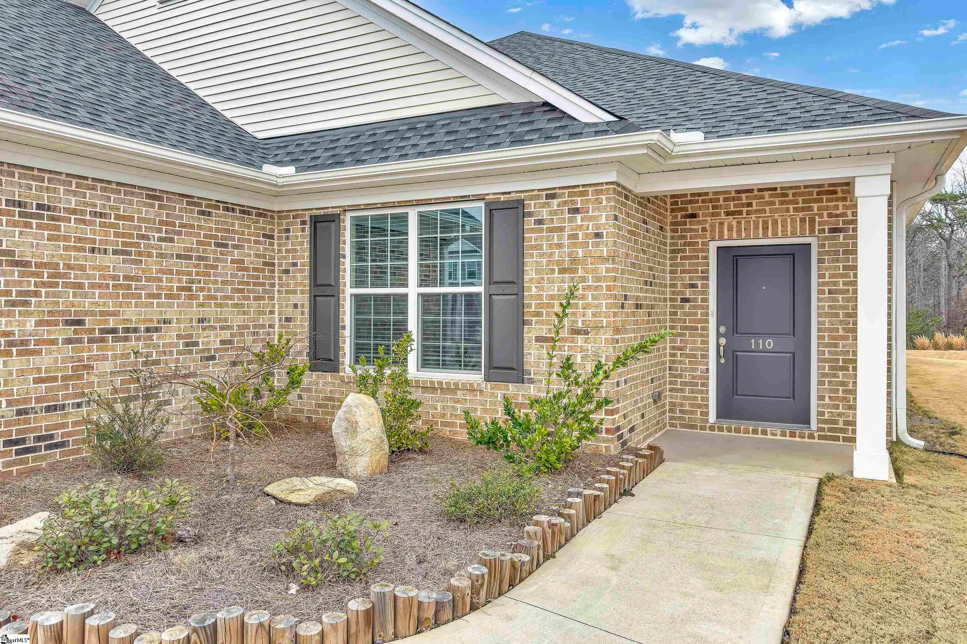 Property image 2 at 110 Woodcross Drive, Simpsonville, SC 29681