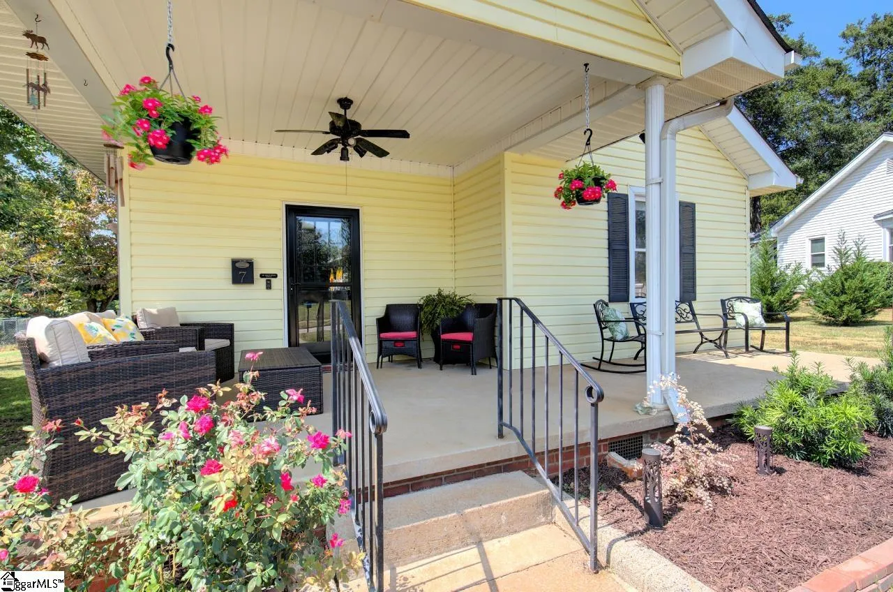 Property image 2 at 7 Lawrence Street, Lyman, SC 29365