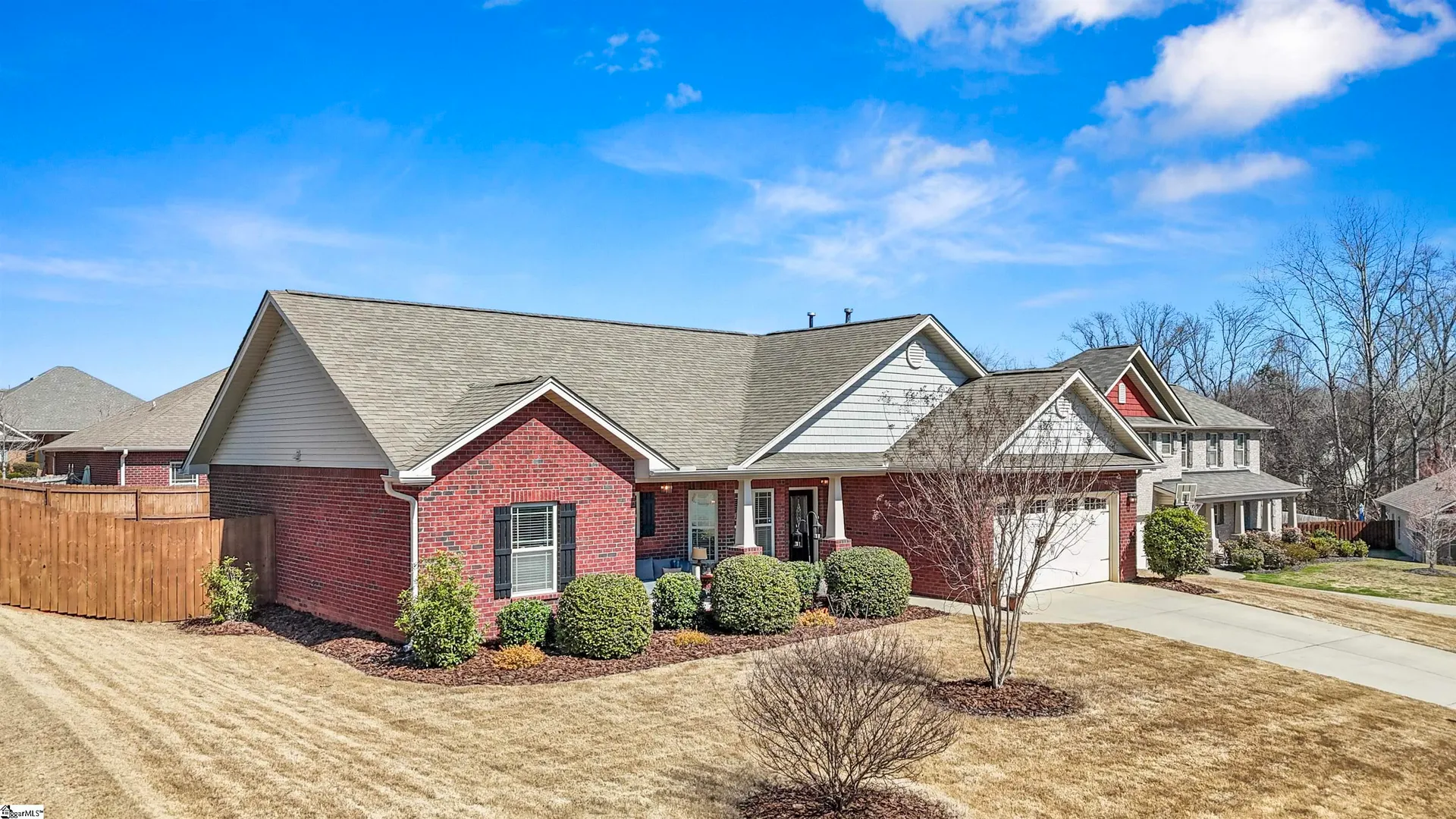 Property image 3 at 525 E Heatherstone Lane, Roebuck, SC 29376