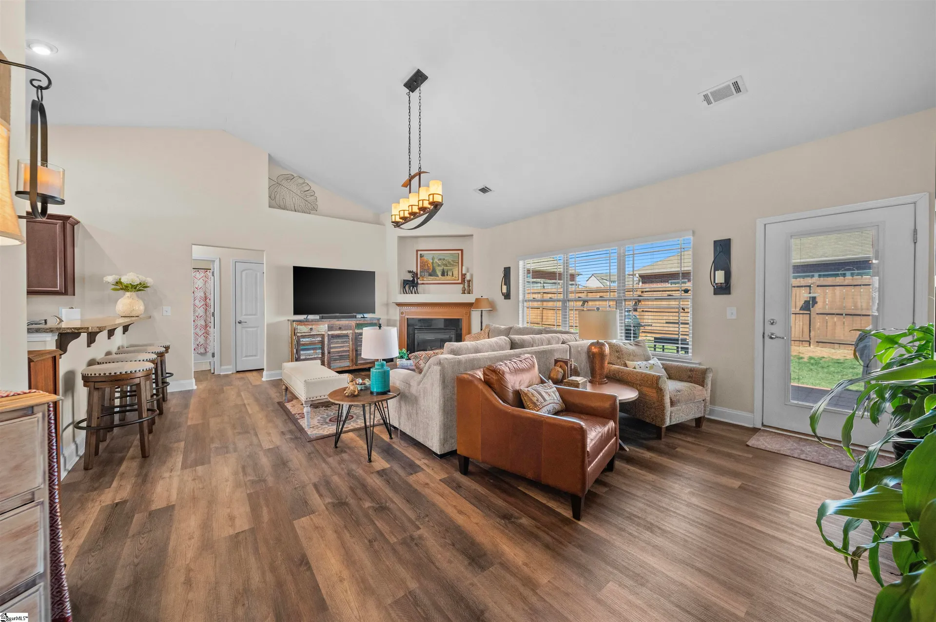 Property image 5 at 525 E Heatherstone Lane, Roebuck, SC 29376