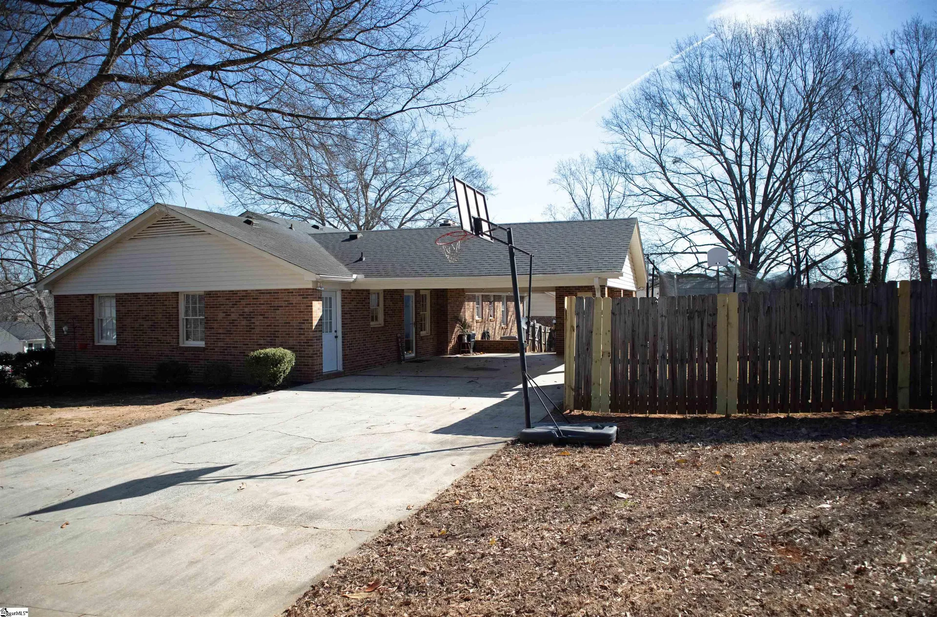 Property image 2 at 142 Oak Park Drive, Mauldin, SC 29662