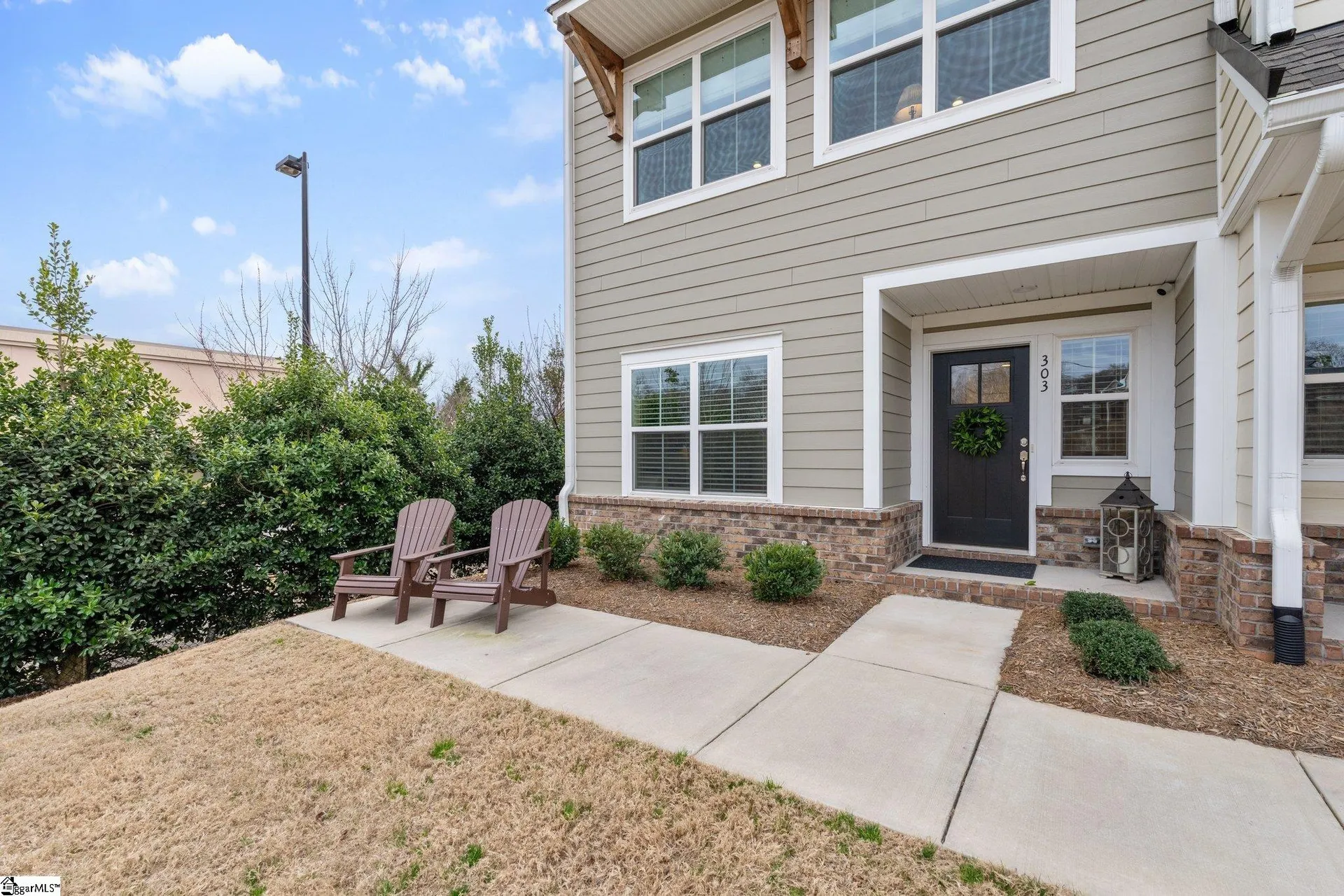Property image 2 at 303 Pete Hollis Boulevard, Greenville, SC 29601