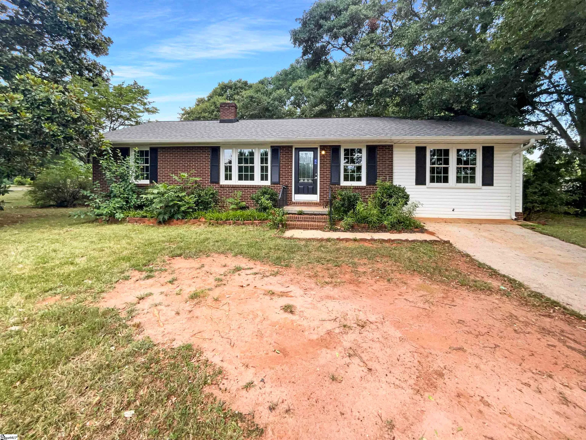 Cedar Lane Gardens, Greenville Community
